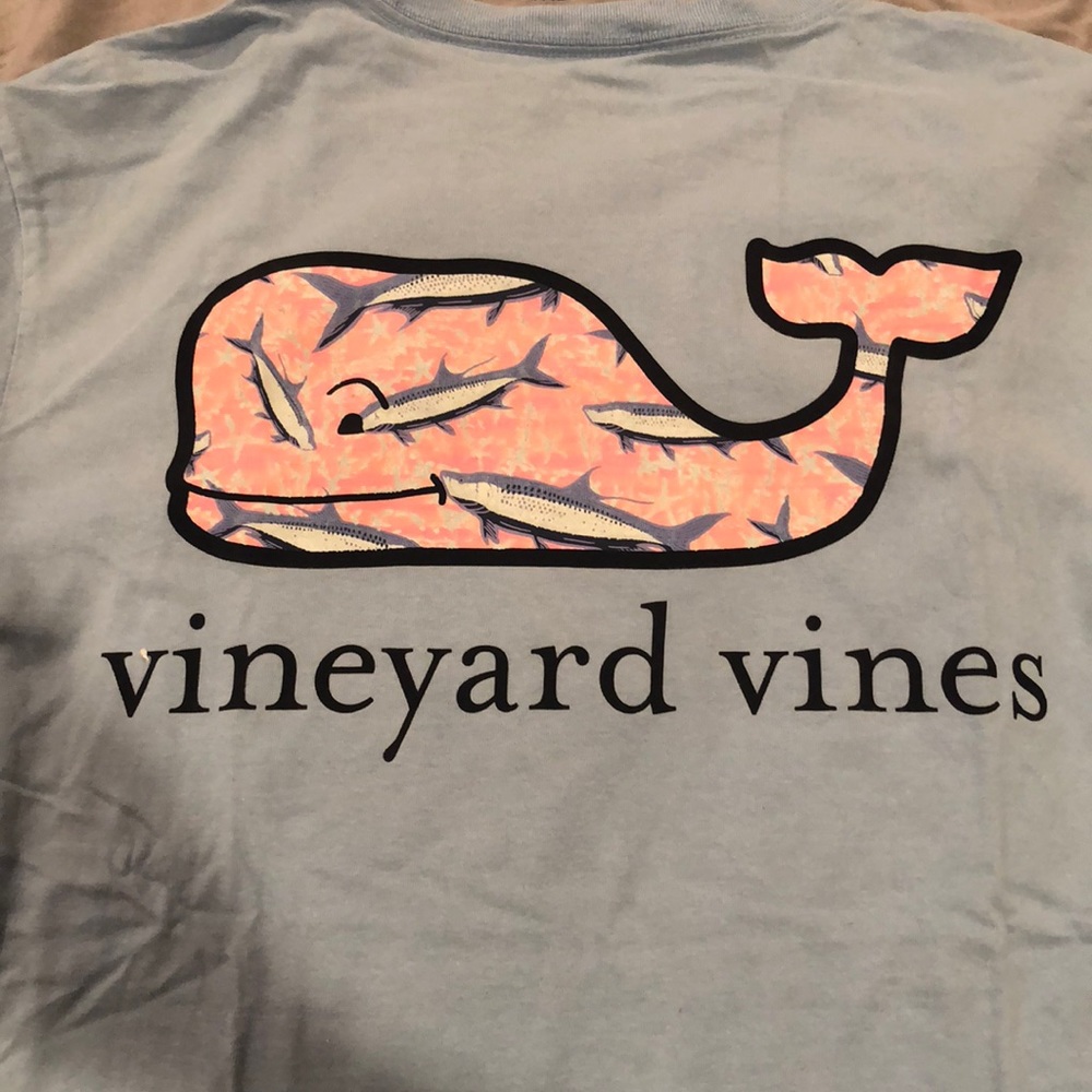 Vineyard Vines T-shirt